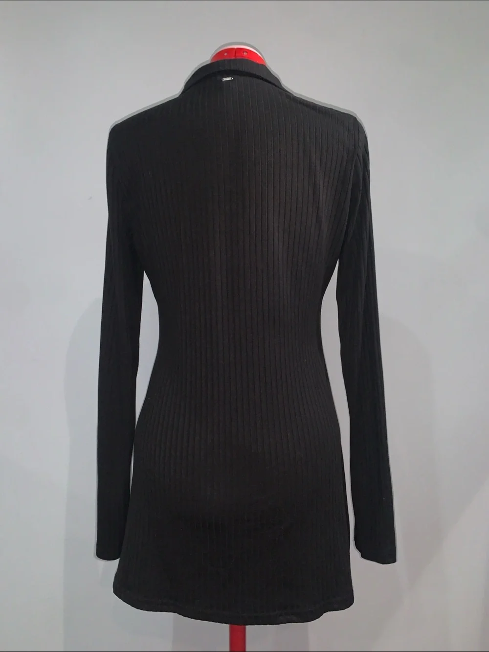Guess Black Long-Sleeve Ribbed Button-Down Shirt - Picture 3 of 5